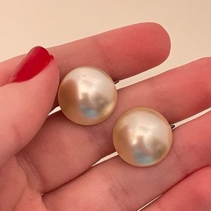 Vintage RICHMEN Faux Pearl Mermaid Core Preppy Summer Screw Back Button Earrings